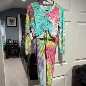 Rainbow yoga set of 2. Top and bottoms with scrunch butt! Brand new!! #16